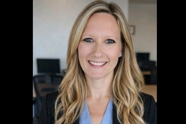 Yvonne Nicklaus asume la responsabilidad de comunicaci�n y relaciones p�blicas de Mercury Marine