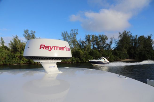 La nueva identidad grfica de Raymarine