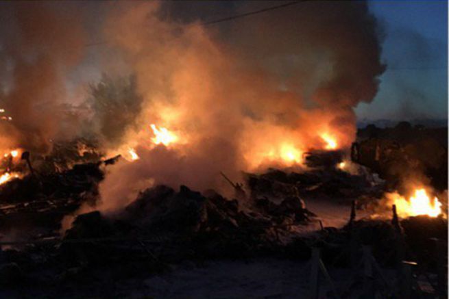 Incendio en el puerto seco del Servicio Nutico de Crcega