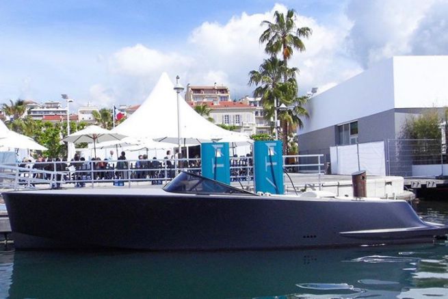 La estacin de carga de barcos elctricos Vita SuperPower en Cannes