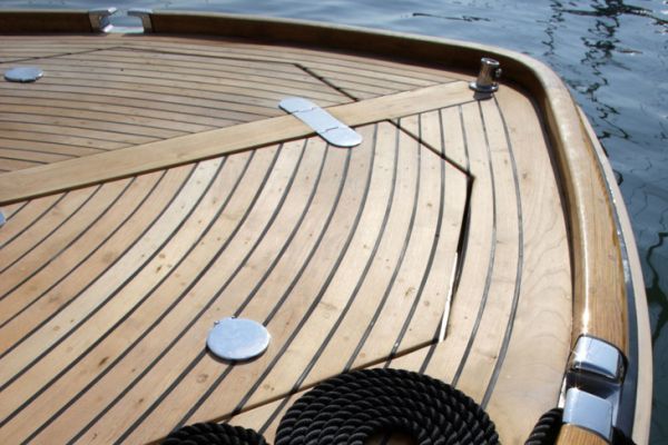 Ratheau ofrece alternativas a la teca para cubiertas de barcos