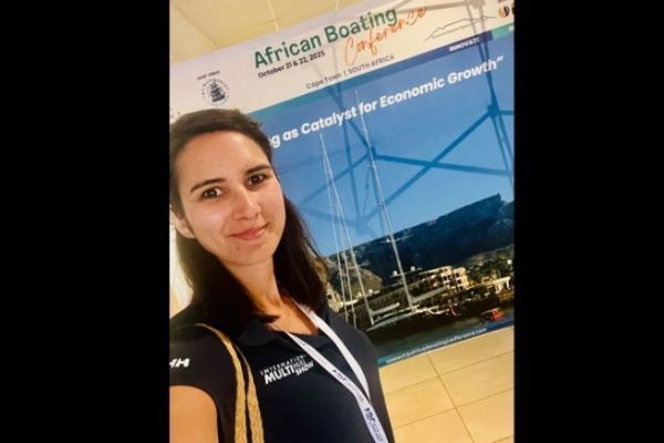 Ana�s David en la Conferencia N�utica Africana