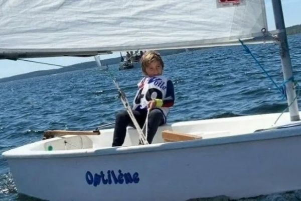 Benjamin Mano al tim�n de su optimista