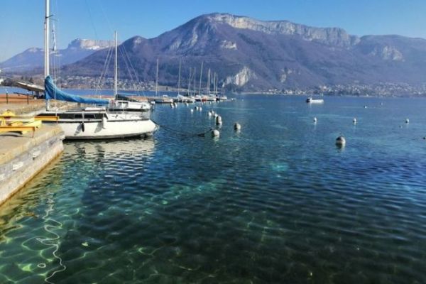 Annecy queda fuera del lanzamiento europeo de Uber Boat